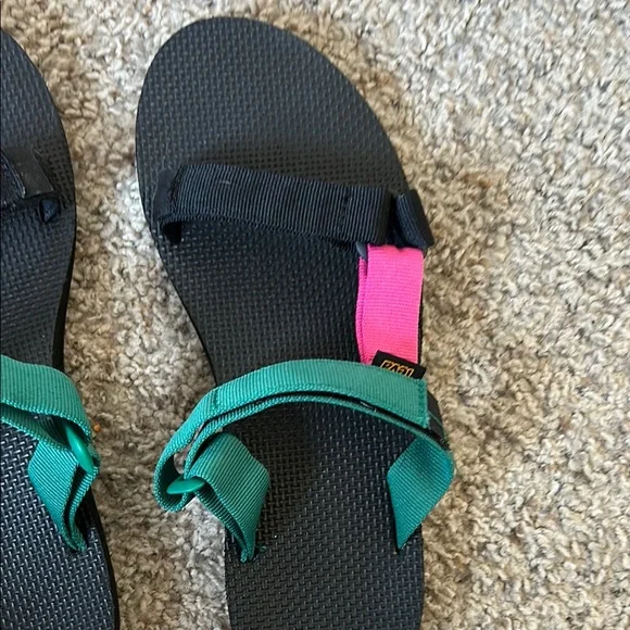 Tevas Sandals - Picture 9 of 10